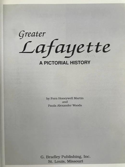 限量2000册！巴黎老佛爷百货图史 数百幅插图 精装大16开 商品图3