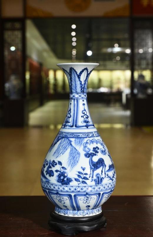 仿元青花吕洞宾图玉壶春瓶 商品图0