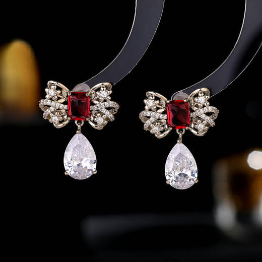 s925银针锆石镶嵌蝴蝶结水滴耳环LY 商品图2