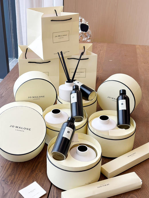 JoMalone祖*龙 全新乔治亚白陶满室幽香无火藤条 价值1550 配齐柜台手袋 陶罐 礼盒包装 高雅香味的艺术品 商品图4