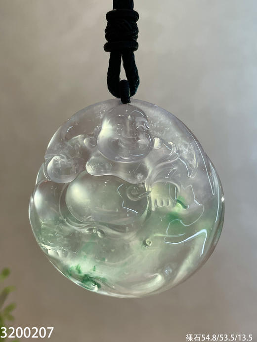 群豪大师之作~玻璃飘翠佛公裸石【3200207】具体价格微信咨询 商品图1
