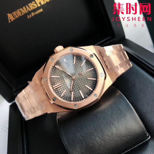 升级版 爱彼皇家橡树系列AP15202 男士腕表
机芯：搭载进口西铁城 商品图5