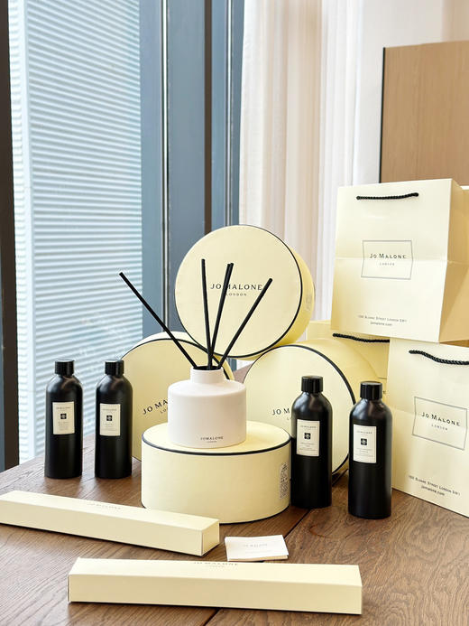 JoMalone祖*龙 全新乔治亚白陶满室幽香无火藤条 价值1550 配齐柜台手袋 陶罐 礼盒包装 高雅香味的艺术品 商品图0