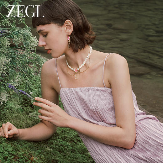 ZEGL设计师春夏缤纷系列爱心人造珍珠项链女轻奢高级感复古锁骨链 商品图2