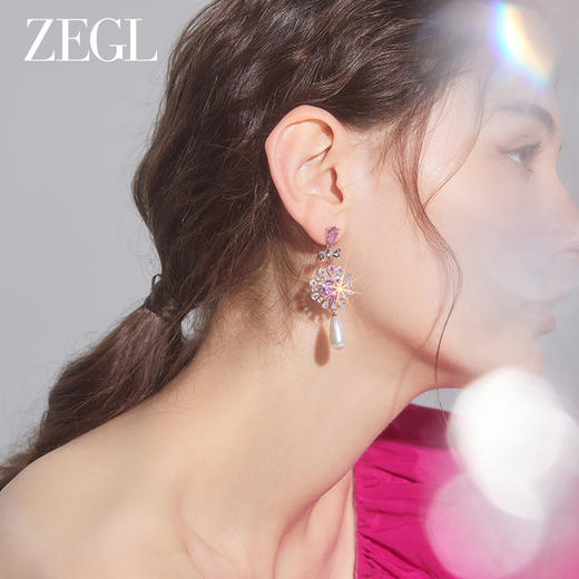 ZEGL设计师甜蜜梦境系列爱心水滴耳环女轻奢高级感耳钉银针耳饰品 商品图5