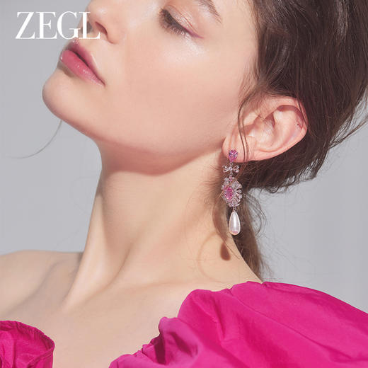 ZEGL设计师甜蜜梦境系列爱心水滴耳环女轻奢高级感耳钉银针耳饰品 商品图2