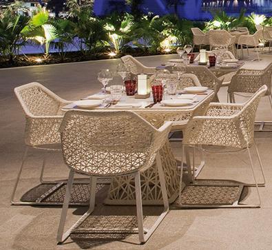 画乡壹号-户外米尔一桌四椅 商品图1