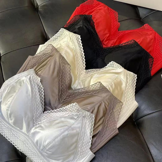 缎面蕾丝大胸显小内衣女收副乳聚拢无痕柔软舒适薄杯法式乳胶文胸 商品图4