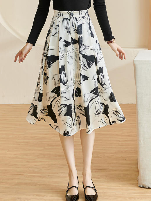 剩S/M 米思阳2024秋季新款百搭复古印花大摆裙修身显瘦纽扣半身裙女2523 商品图1