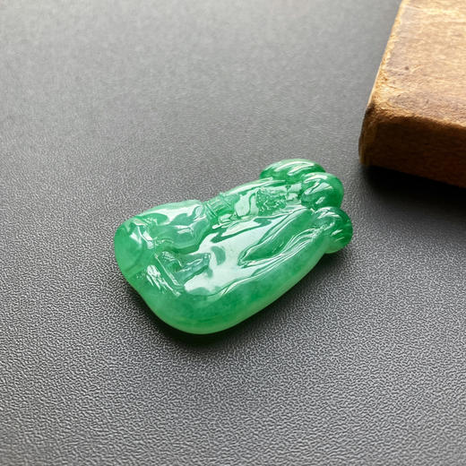 冰种阳绿厚庄翡翠山水牌 商品图2