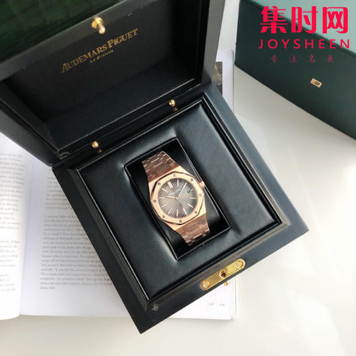 升级版 爱彼皇家橡树系列AP15202 男士腕表
机芯：搭载进口西铁城 商品图1