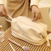 优选高品质化妆包女大容量便携感网红新款旅行品洗漱收纳袋 商品缩略图0