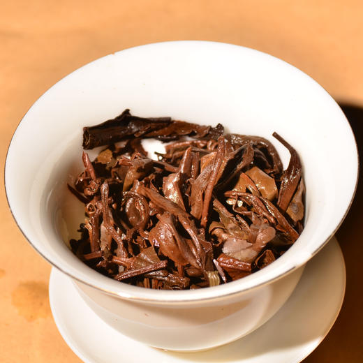 【仅50罐】80年代老易武！酒红汤老生茶！老乡长张毅自留高货！2005年陈国义定制收藏高端玩家茶！仅限老顾客享受！158克/罐！ 商品图3