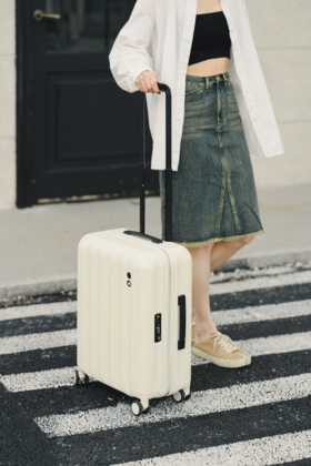 轻便又静音的行李箱，真的太宝藏了