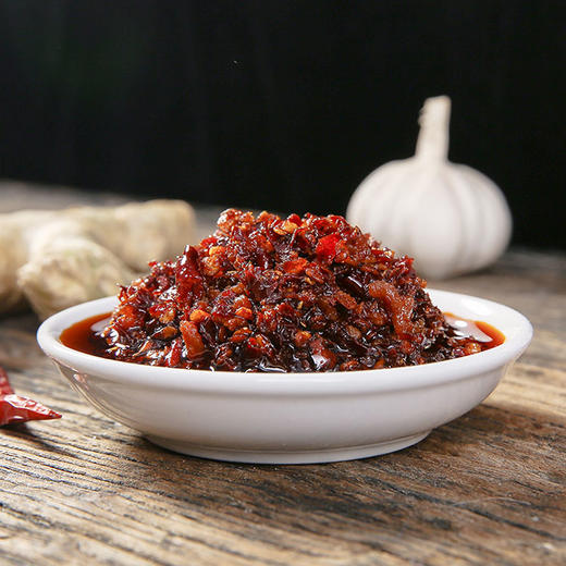 新款好运红礼盒 五脆 双椒 油泼 肉丝泡椒 小米鲊 姜茶 柴火辣椒面 商品图1