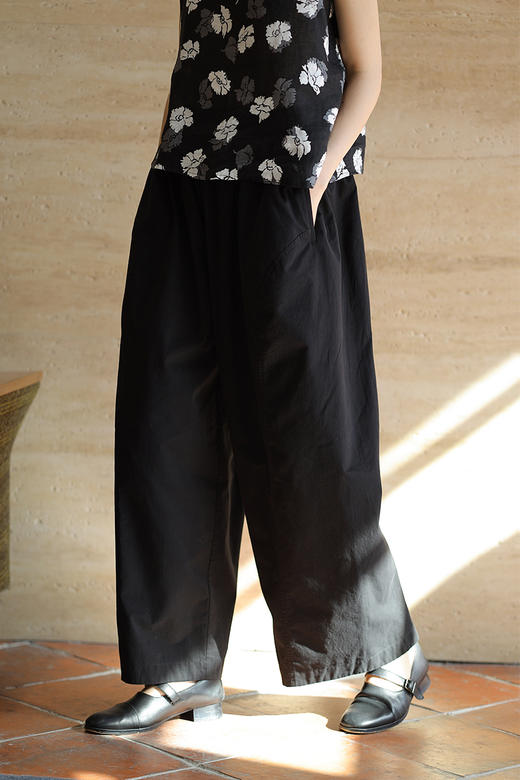 绽放526朵【黑白灰系列·男友裤】有机棉立体廓形帅气休闲阔腿裤 商品图5