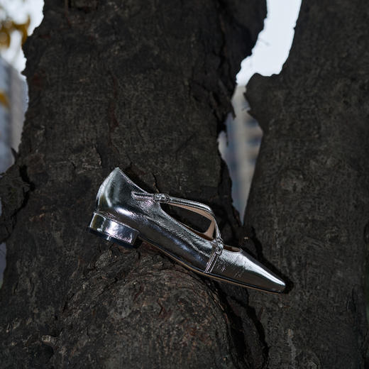 faytobe方头银色2023年春夏新款法式百搭粗跟芭蕾浅口单鞋 商品图4