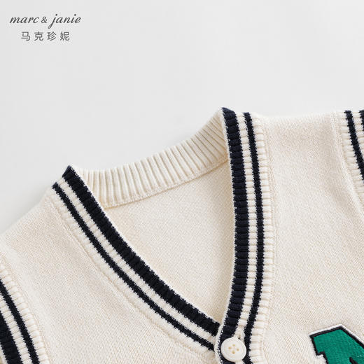 马克珍妮秋装新款 男童学院风字母绣花V领针织衫马甲231822 商品图2