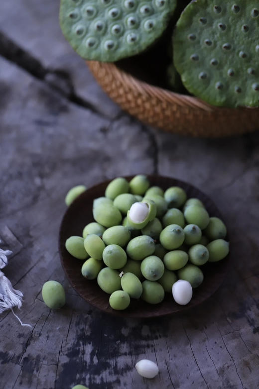 2025新莲上市【江西广昌手工白莲子】地标性非遗传统手工制作  可生吃 无硫熏  冷水炖煮粉糯清香 入口即化 回归到农家本味 商品图10