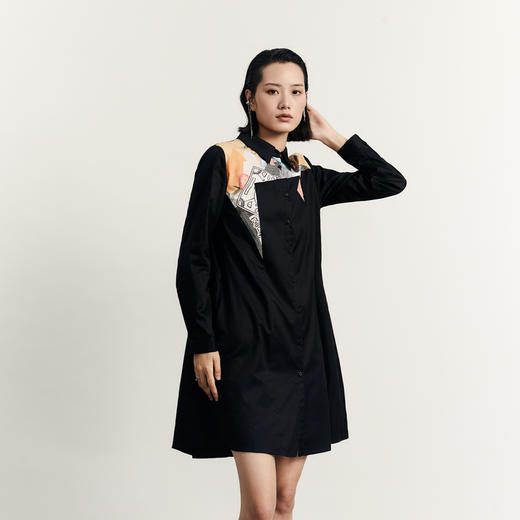 谜底衬衫式连衣裙2023秋款时尚简约印花拼接宽松中长裙233ML1104 商品图1