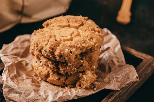 【现货】手工茶点现做现发。古昌州留海棠 宫廷桃酥 有人说，当海棠花盛开的时候，会想起一生中温暖的事。  商品图2