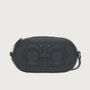 FERRAGAMO 菲拉格慕 男士 GANCIO 双扣斜挎包 黑色 24 1207 757928 商品缩略图0