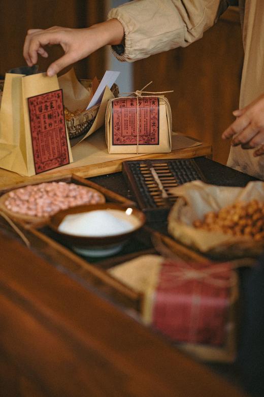 糖炒花生米 纯手工炒制，无添加、无香精、无色素、糖衣薄、味道浓 让人惊喜的酥脆甜蜜 独有的配方 商品图9