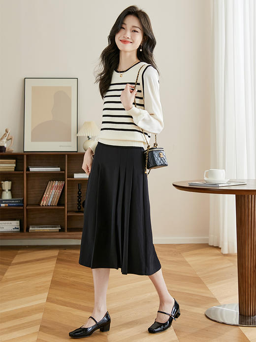 【专属特价】熙世界假两件法式针织衫女2025早秋新款长袖复古条纹套头毛衣上衣 商品图5