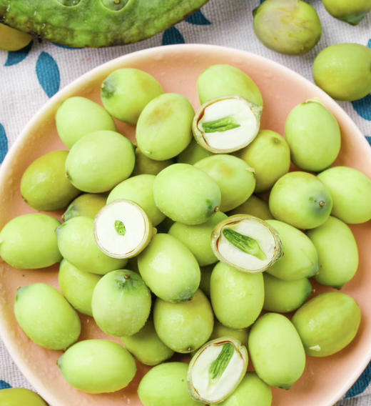 2025新莲上市【江西广昌手工白莲子】地标性非遗传统手工制作  可生吃 无硫熏  冷水炖煮粉糯清香 入口即化 回归到农家本味 商品图7