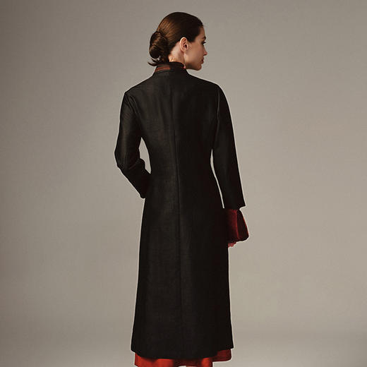 TANGY Collection天意高端2023秋季新品休闲茛绸外套 商品图2