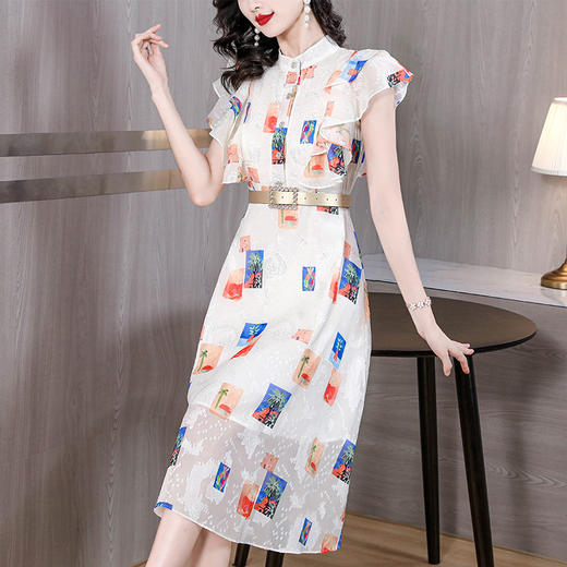 百搭减龄，显瘦中长裙法式飞飞袖印花连衣裙AHM-hxyr8105 商品图0