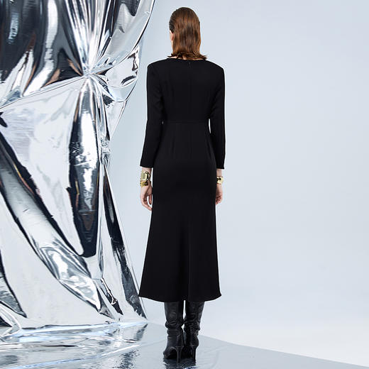 EITIE爱特爱秋季新款时尚大气桃心领黑色修身礼服连衣裙7577210 商品图4