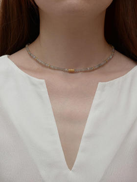 CAPSULE | mini Wild Necklace Labradorite [ 灰白拉长石迷你原石项链  ]