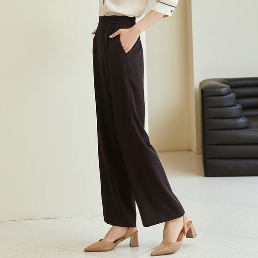 玳莎松紧腰宽松直筒裤女2023年秋季新款职业通勤显瘦休闲阔腿长裤  DC36301 商品图3