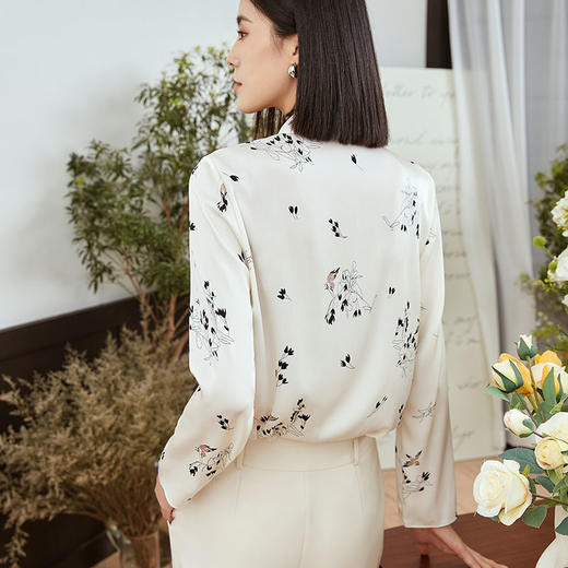 玳莎印花V领长袖真丝衬衫女士秋季款优雅气质桑蚕丝上衣  DC31301 商品图3