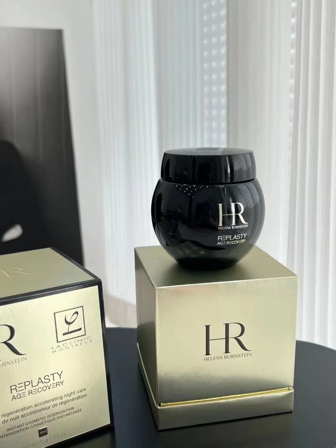 不止抗老，还在逆龄！HR黑绷带面霜～护肤界的天花板