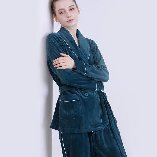 【99元秒杀】i-baby英伦宝贝/i-mummy海岛绒抗静电海岛绒绑带款哺乳服套装秋冬套装（12.1-12.31实付399赠送i-baby手拎包） 商品图6