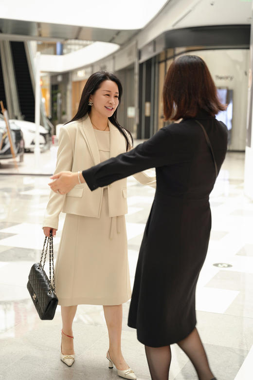 【三醋酸】Laurel劳芮 玉石色一字领盖袖连衣裙LWL343Y00300 商品图3