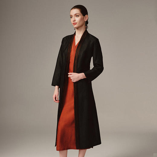 TANGY Collection天意高端2023秋季新品休闲茛绸外套 商品图1