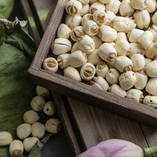 2025新莲上市【江西广昌手工白莲子】地标性非遗传统手工制作  可生吃 无硫熏  冷水炖煮粉糯清香 入口即化 回归到农家本味 商品图0