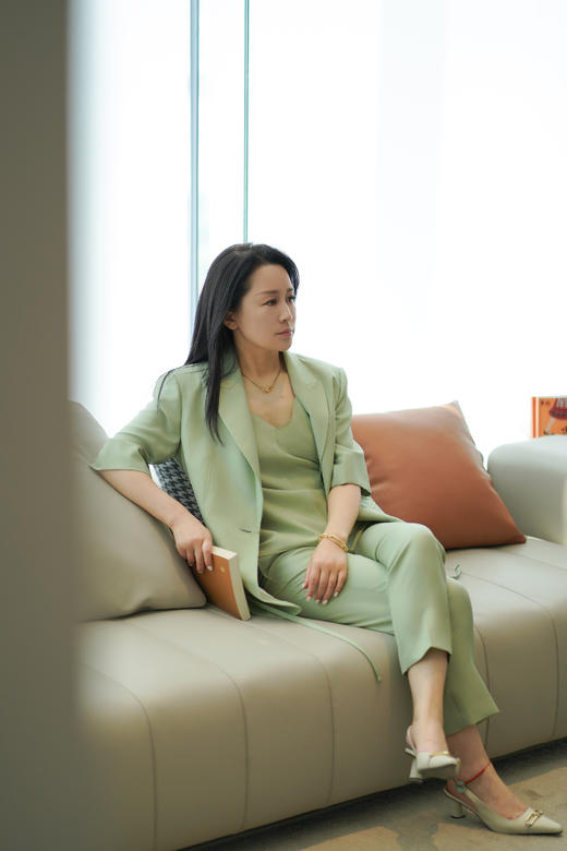 【环保真丝】Laurel劳芮经典v领百搭吊带LWL342B00800   商品图1