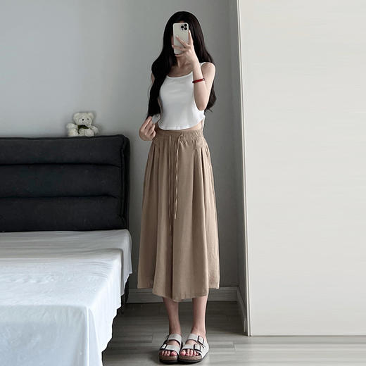 【甜酷时尚女孩❗️高腰显瘦 休闲褶皱裙裤】轻薄透气，不挑身材，美化身材比例，舒适包容版型好，遮肉视觉显瘦，棉麻女夏季新款垂感，宽松休闲慵懒阔腿八分裤 商品图2