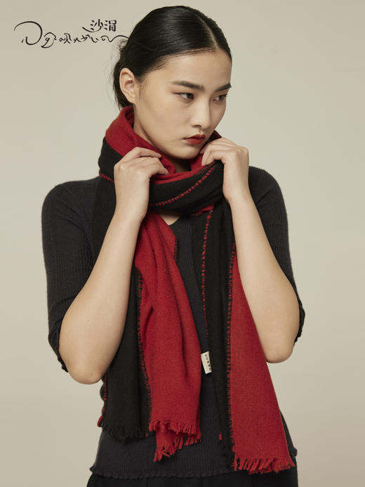 西藏氆氇两色羊绒披肩SJF94P389W 商品图3