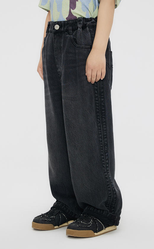 jnby  23年秋款   抓绒舒适直筒牛仔长裤  1N8E11310 商品图3