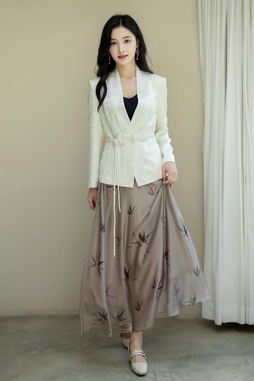 逸红颜明月优选#『琉萤』中式进口提花收腰西服上衣，淡雅却气场十足！ 商品图14