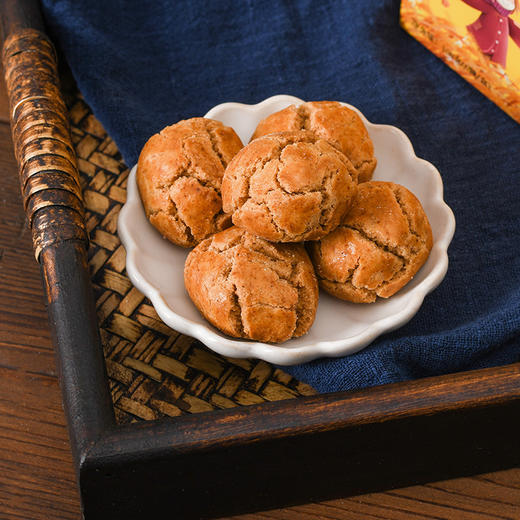 【买5送5！古方手工八珍糕】口感独特回味无穷，口感松软酥香，美味十足唇齿留香，细腻香醇营养丰富，传统糕点山药莲子茯苓人参代餐零食 商品图2