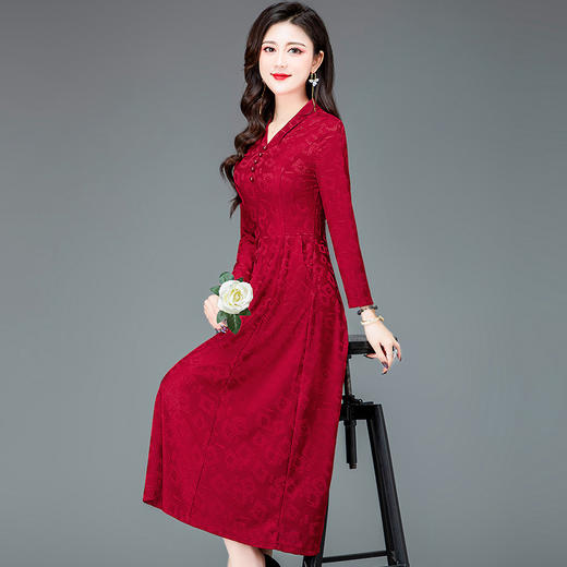 QYM H1135-Y连衣裙时尚妈妈装中长款A字裙 商品图1