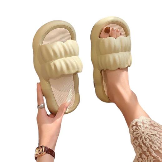 【2023新款拖鞋】花瓣韩版女生拖鞋 ins风防滑耐磨厚底踩屎感  设计感鞋面舒适内里优质后跟 美观舒适结实好穿 商品图4