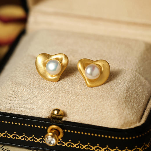 Manreya玛芮雅“炽热絮语”铜镀金淡水珍珠耳钉轻奢法式小众 商品图5