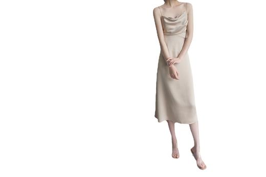 2023感醋酸丝吊带连衣裙女夏缎面礼服裙宴会气质裙子修身 商品图4